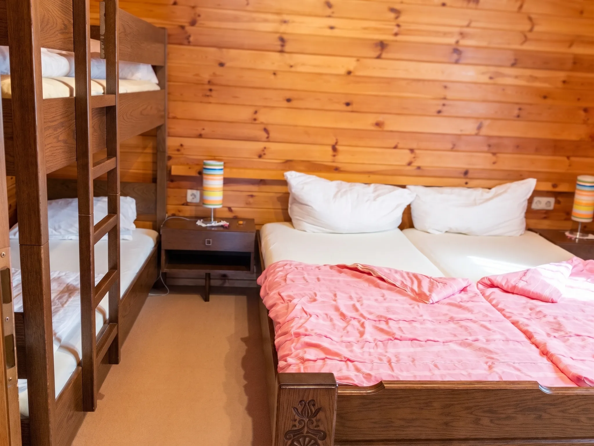 Kinderzimmer mit Stockbett in Ferienwohnung 2