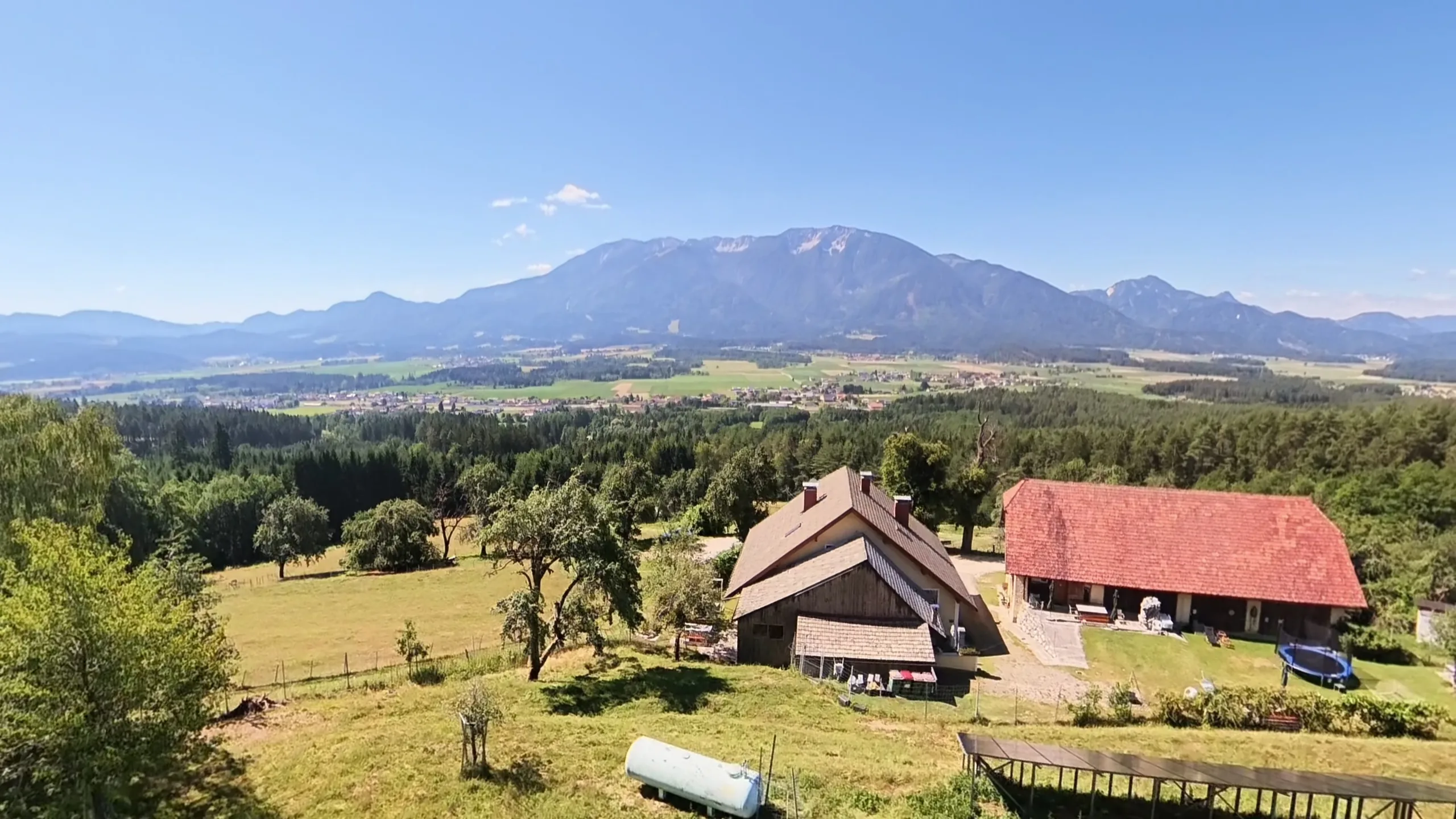 Ferienhaus Huber mit Blick auf die Petzen
